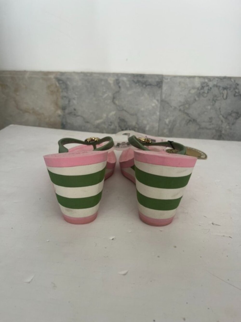 Juicy Couture Pink Green Striped Platform Flip Flops - Picture 2 of 3